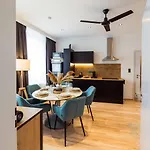 Apartamento Schiller Im Zentrum Von Hof- Kueche- Parkplatz- 250mbit Wlan By Interhome Hof (Bavaria)